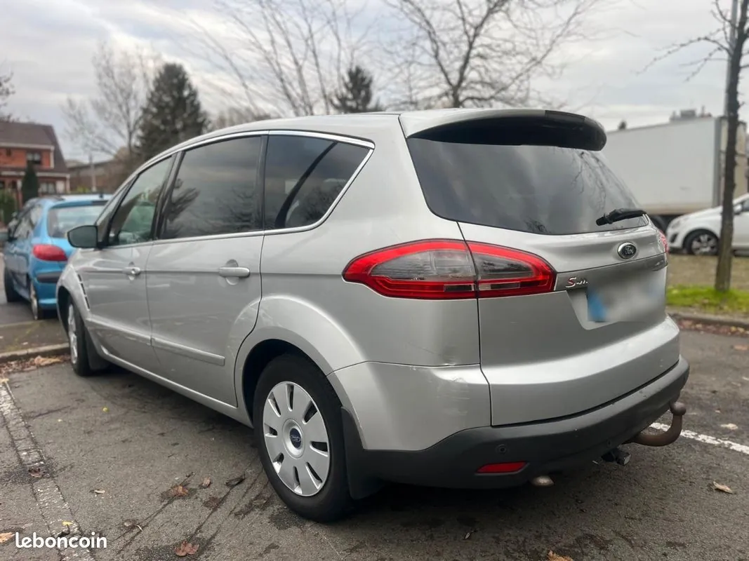Ford S-Max