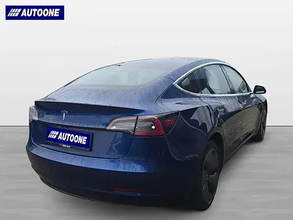 Tesla Model 3 2020 photo 3