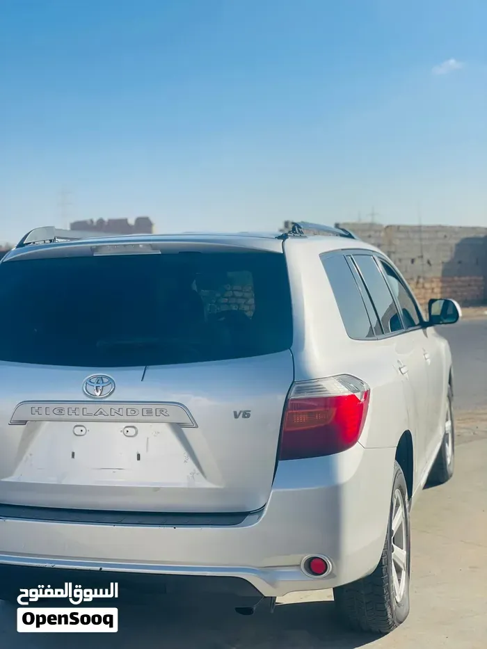 Toyota Highlander 2010 photo 4