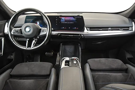 BMW Ix1 2023 photo 5