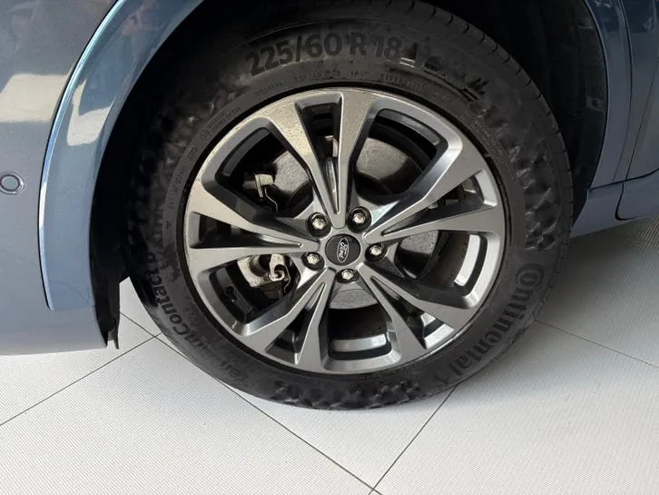 Ford Kuga 2021 photo 2