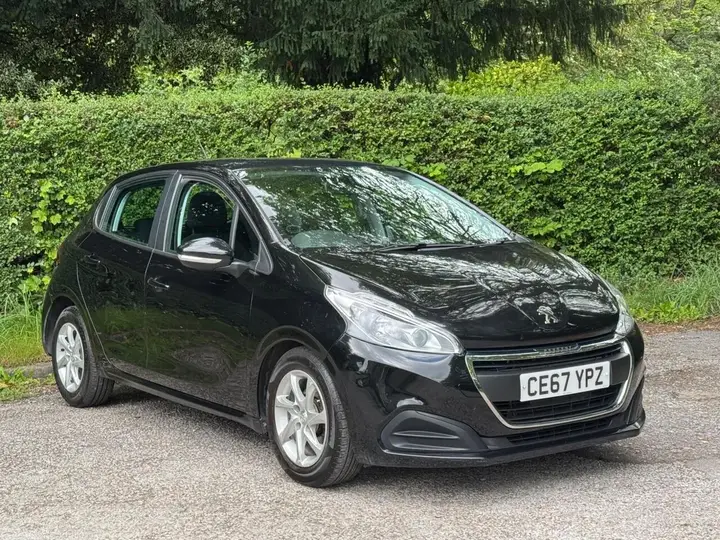 Peugeot 208 2017 photo 4