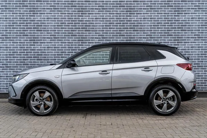 Opel Grandland 2023 photo 3