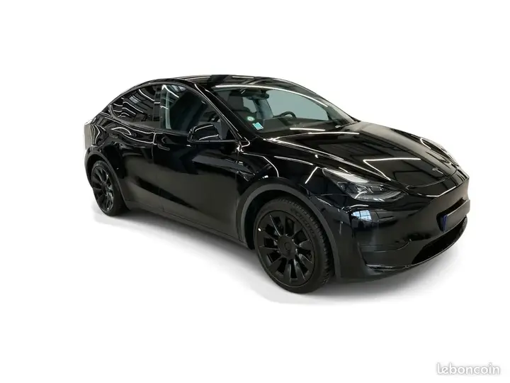 Tesla Model Y 2024 photo 3