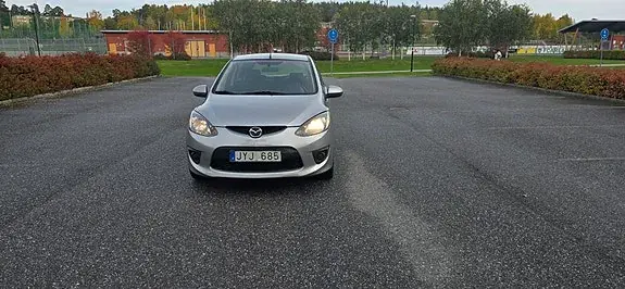Mazda 2 2009 photo 5