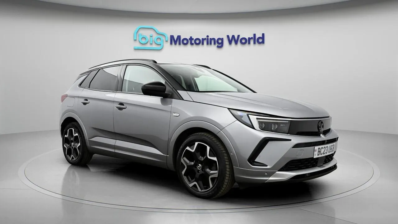 Vauxhall Grandland 2023 photo 2