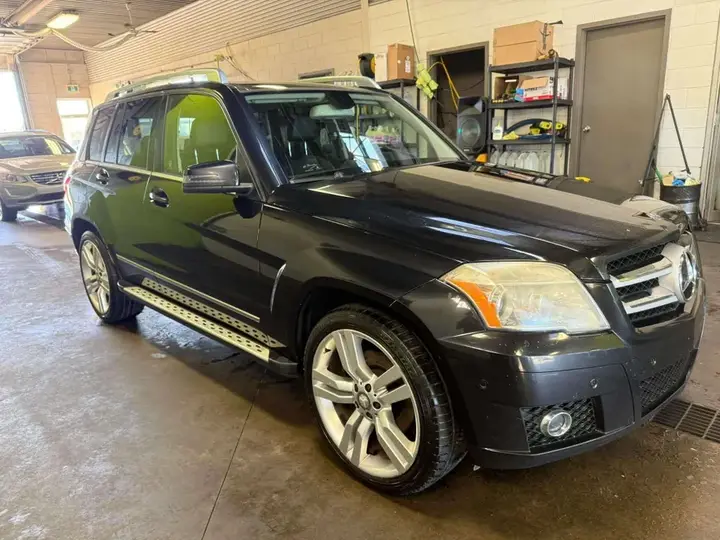 Mercedes-Benz Glk Class 2010 photo 3