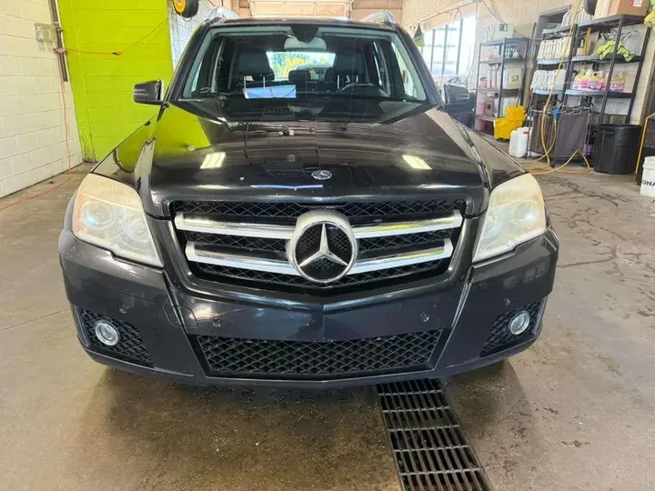 Mercedes-Benz Glk Class 2010 photo 2