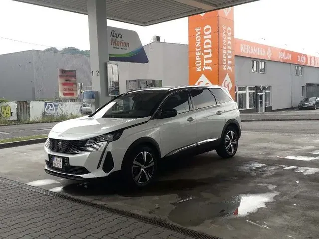 Peugeot 5008 2021 photo 4
