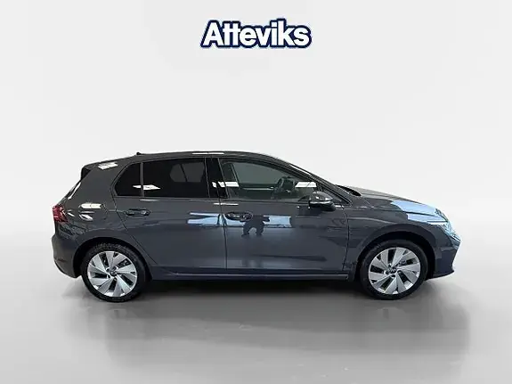 Volkswagen Golf I 2026 photo 2