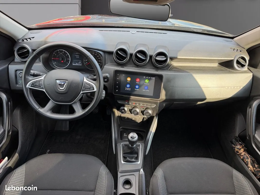 Dacia Duster 2021 photo 2