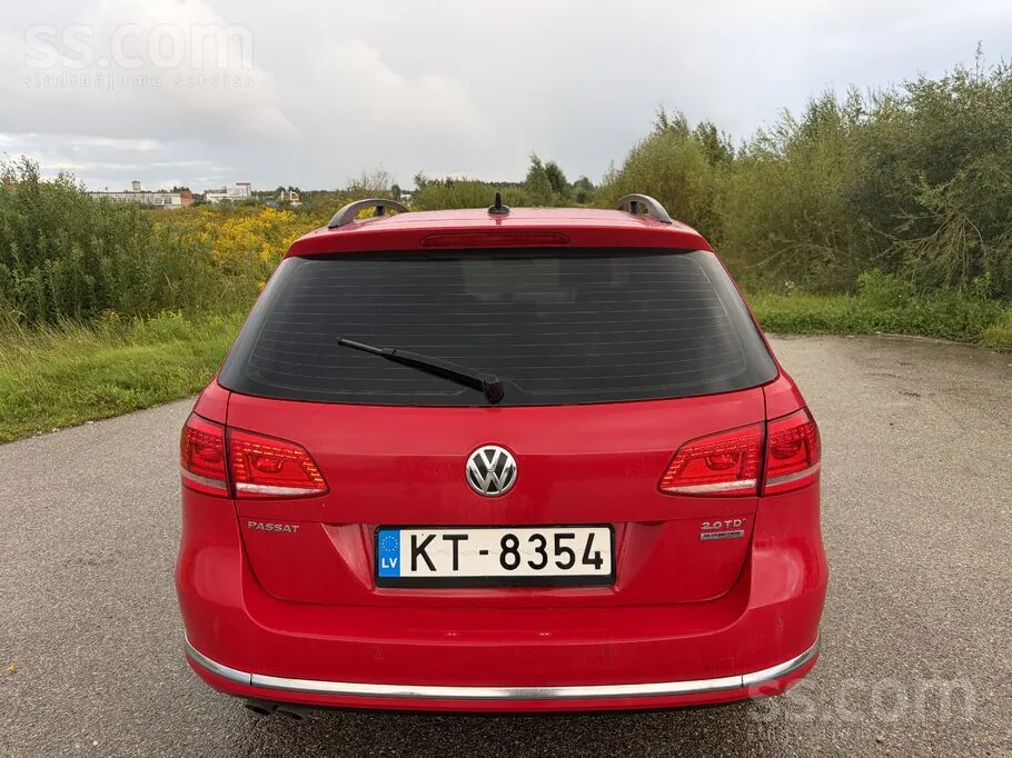 Volkswagen Passat 2013 photo 3