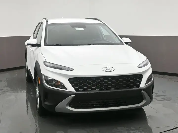 Hyundai Kona 2023 photo 2