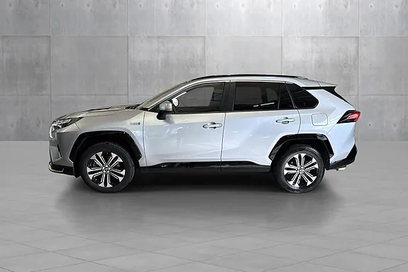 Toyota Rav4 2023 photo 2