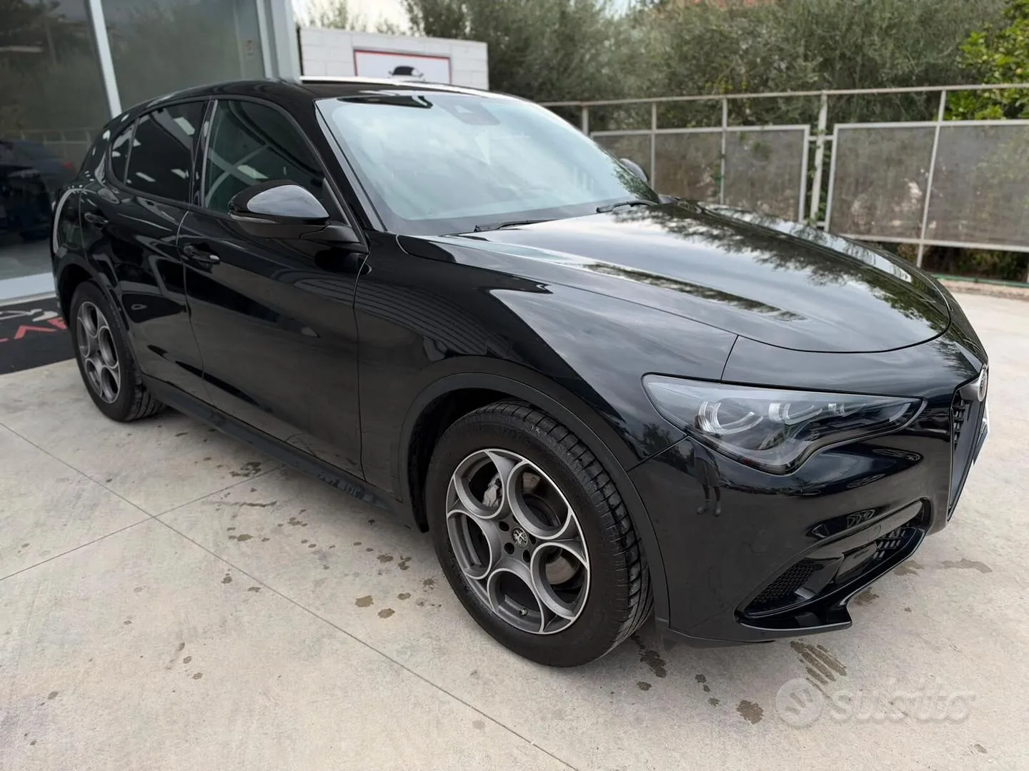 Alfa Romeo Stelvio 2023 photo 2