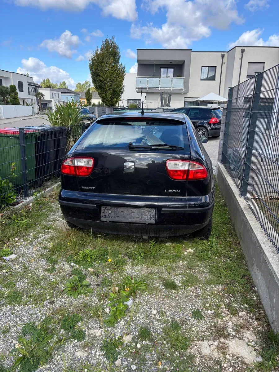 Seat Leon 2003 photo 2