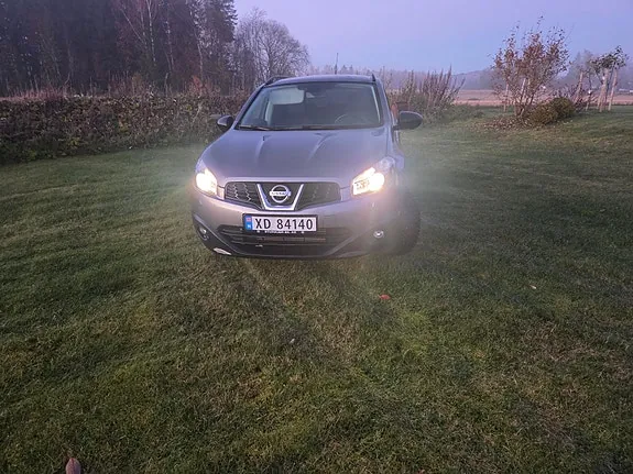 Nissan Qashqai 2013 photo 2