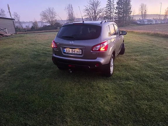 Nissan Qashqai 2013 photo 4