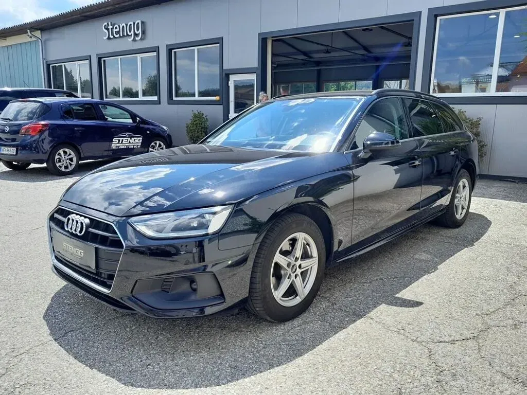 Audi A4 2023 photo 3
