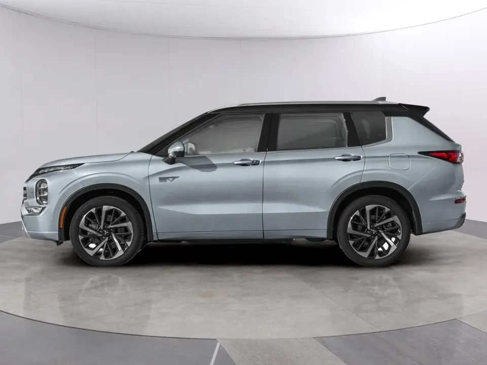 Mitsubishi Outlander 2026 photo 3