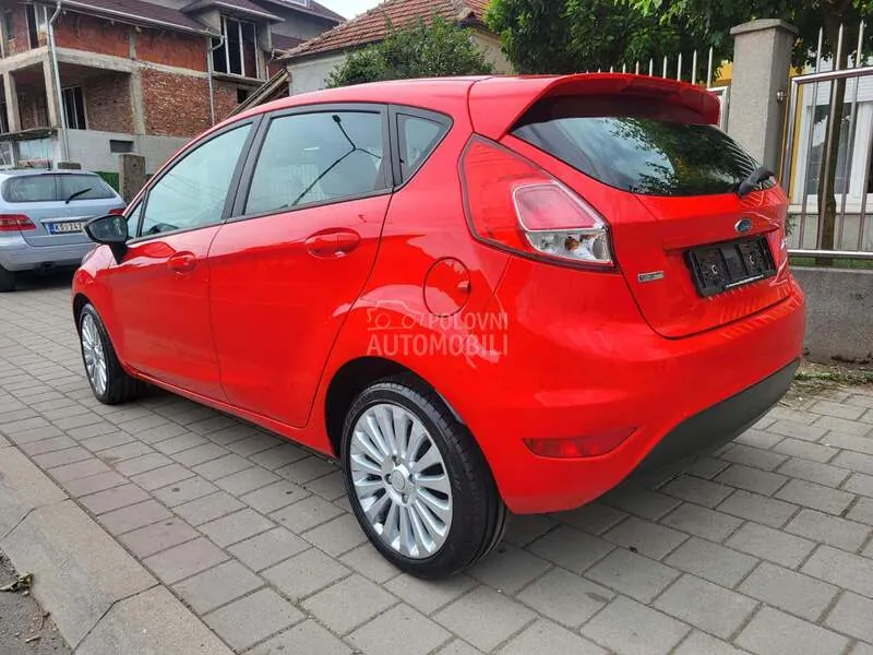Ford Fiesta 2014 photo 5