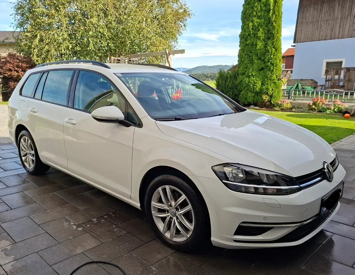Volkswagen Golf 2018 photo 3