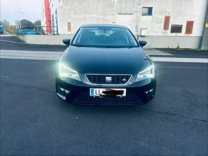 Seat Leon 2015 photo 2