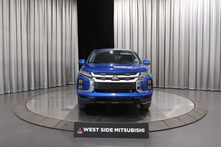 Mitsubishi Rvr 2027 photo 2