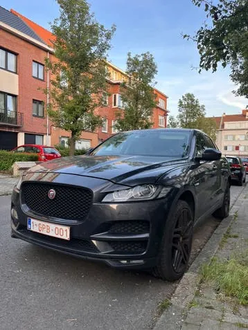 Jaguar F-Pace