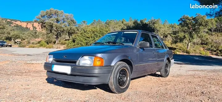 Ford Escort