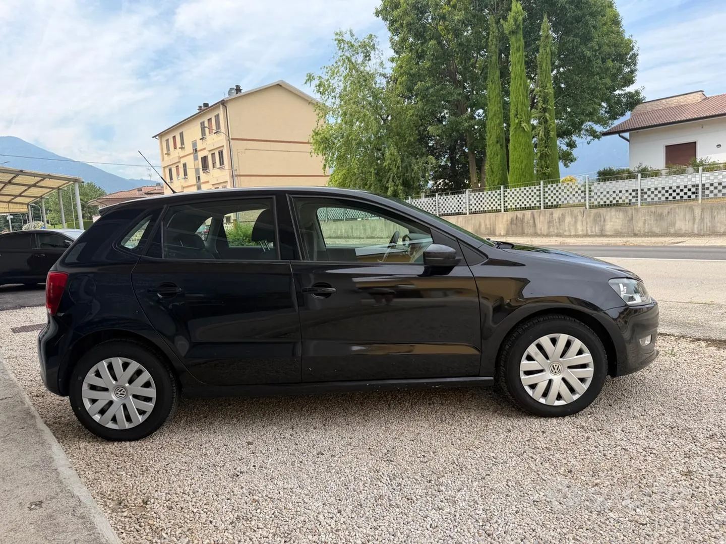 Volkswagen Polo 2012 photo 4