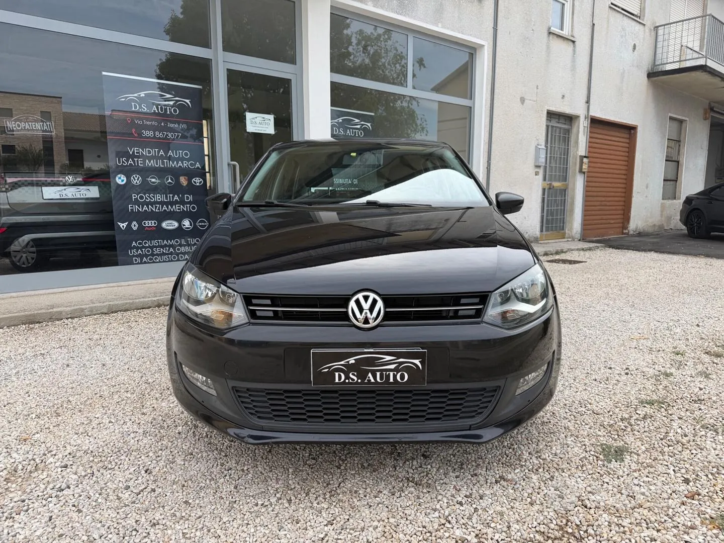 Volkswagen Polo 2012 photo 3