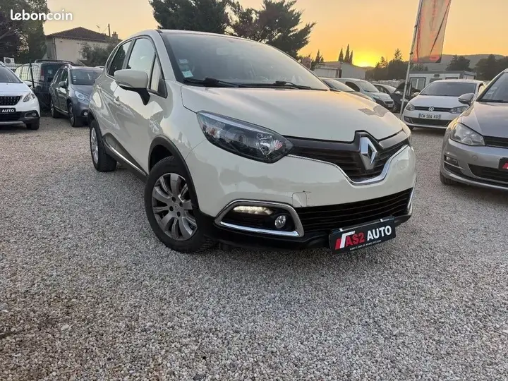 Renault Captur 2014 photo 2