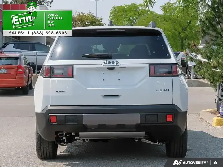 Jeep Cherokee 2026 photo 5
