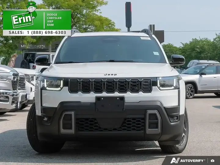 Jeep Cherokee 2026 photo 2