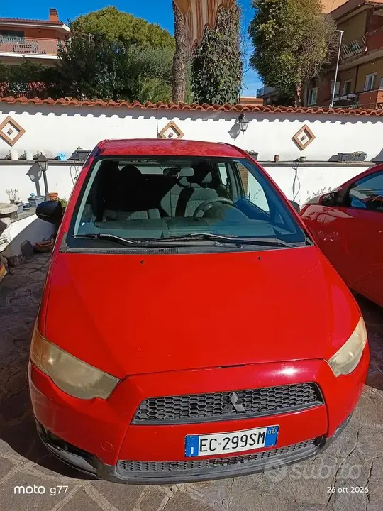 Mitsubishi Colt 2010 photo 2