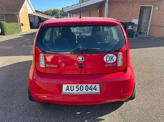 Skoda Citigo 2013 photo 2