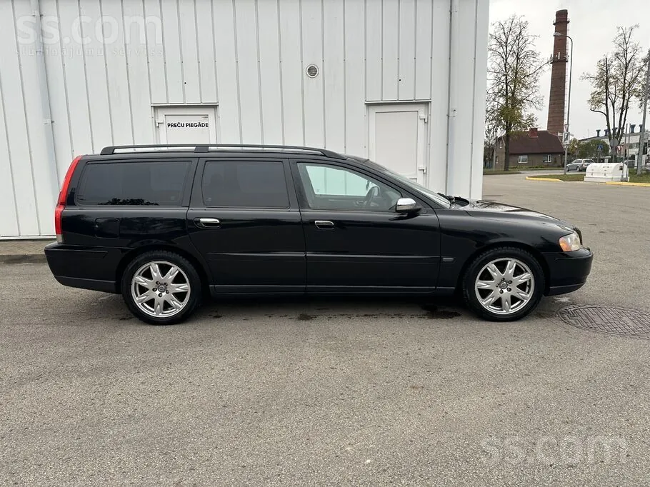 Volvo V70 2005 photo 4