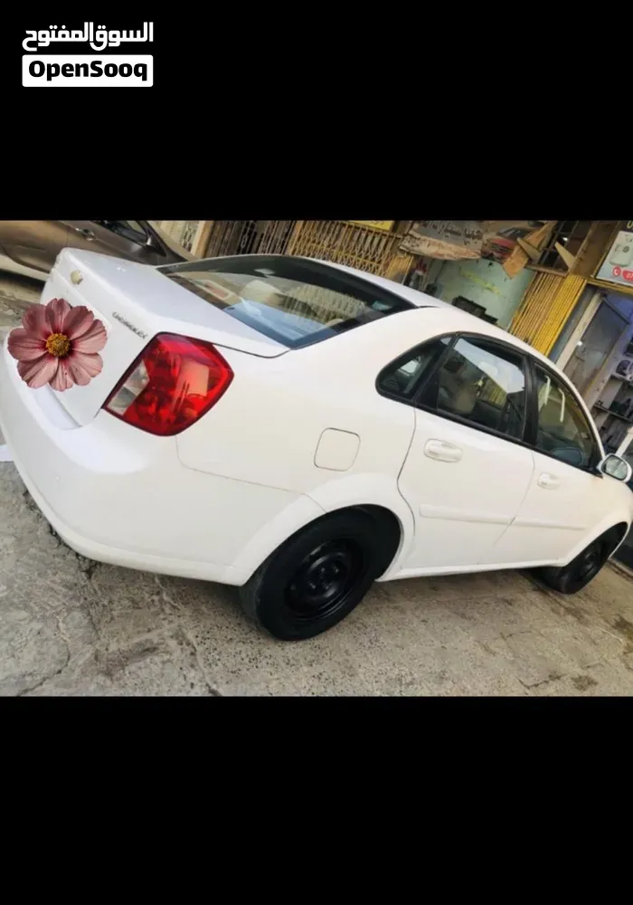 Chevrolet Optra 2012 photo 2