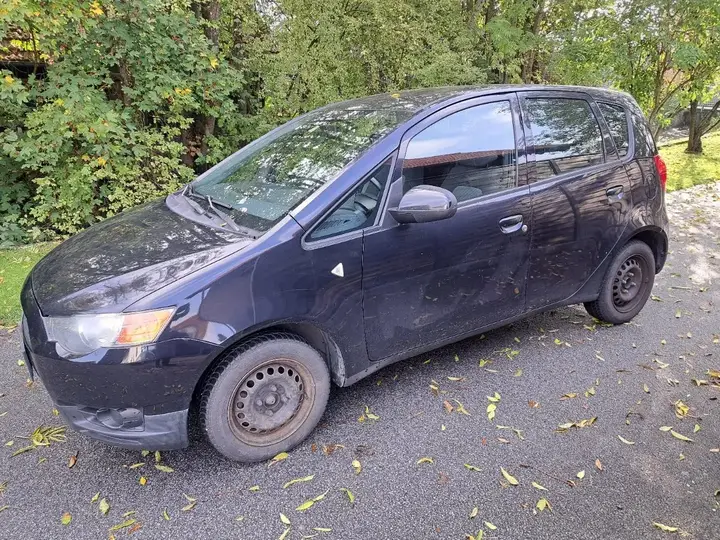 Mitsubishi Colt 2009 photo 2