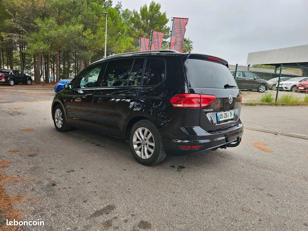 Volkswagen Touran 2015 photo 5