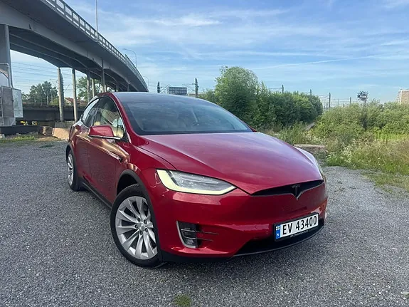 Tesla Model X