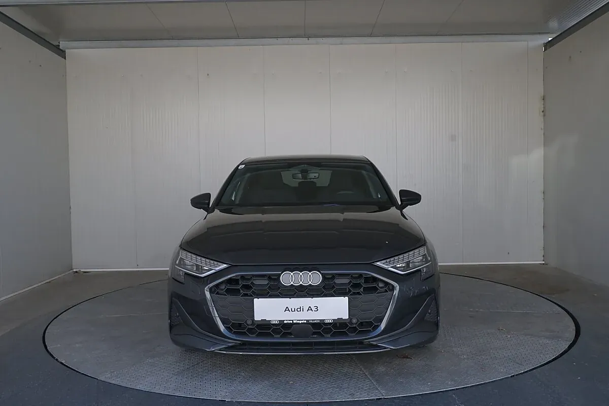 Audi A3 2026 photo 2