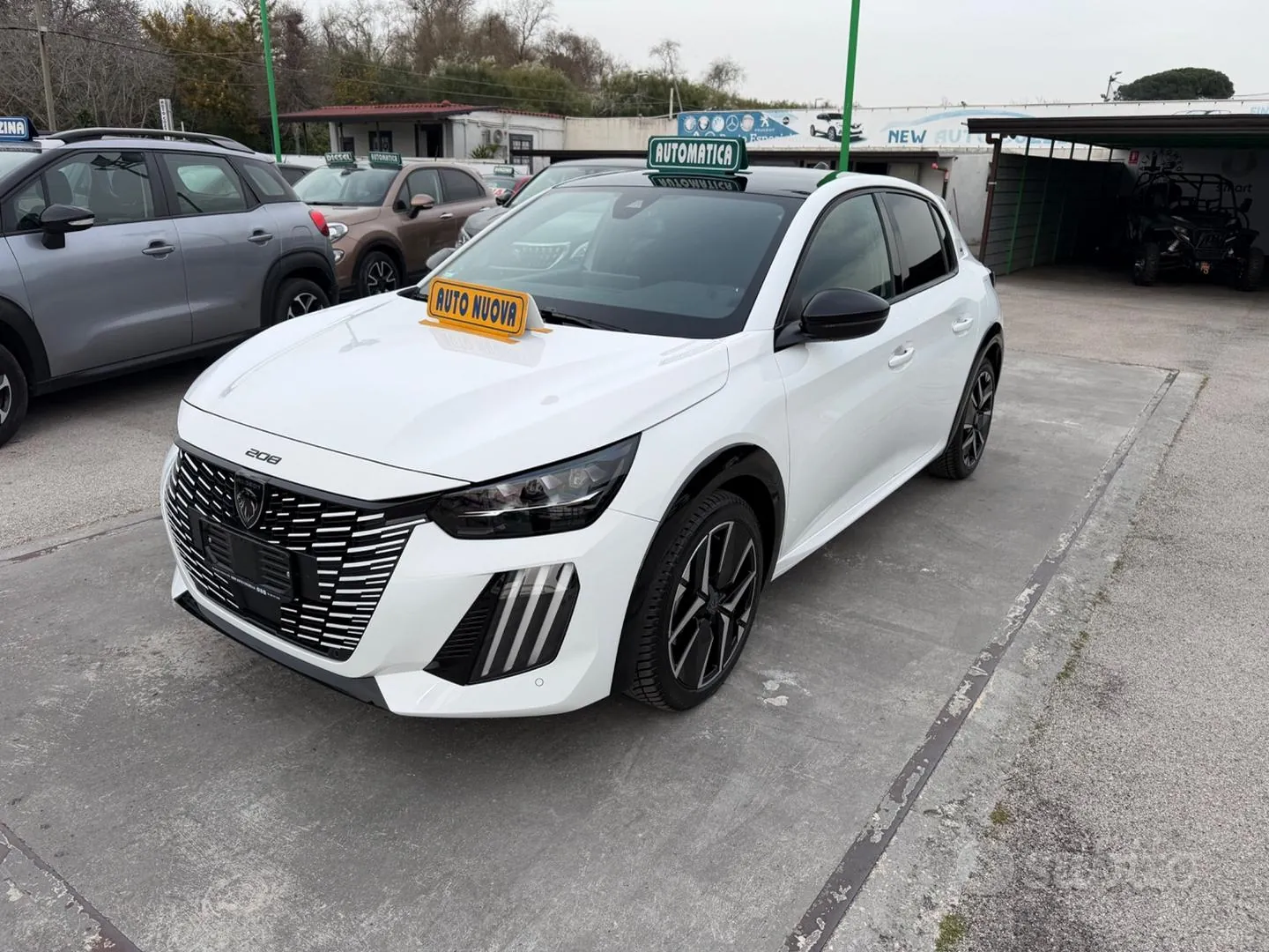Peugeot 208 2025 photo 3