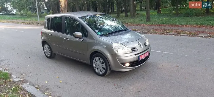 Renault Grand Modus 2011 photo 4