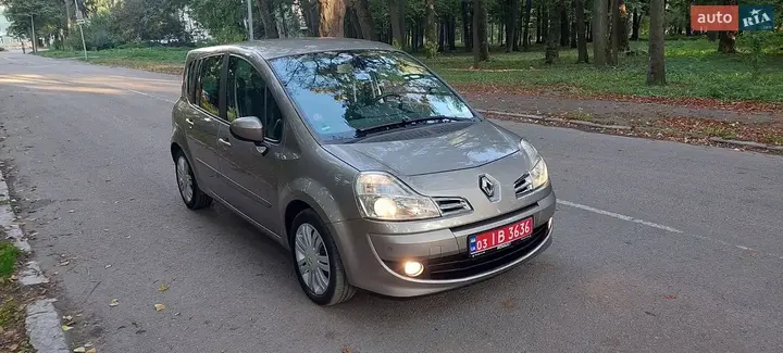 Renault Grand Modus 2011 photo 3
