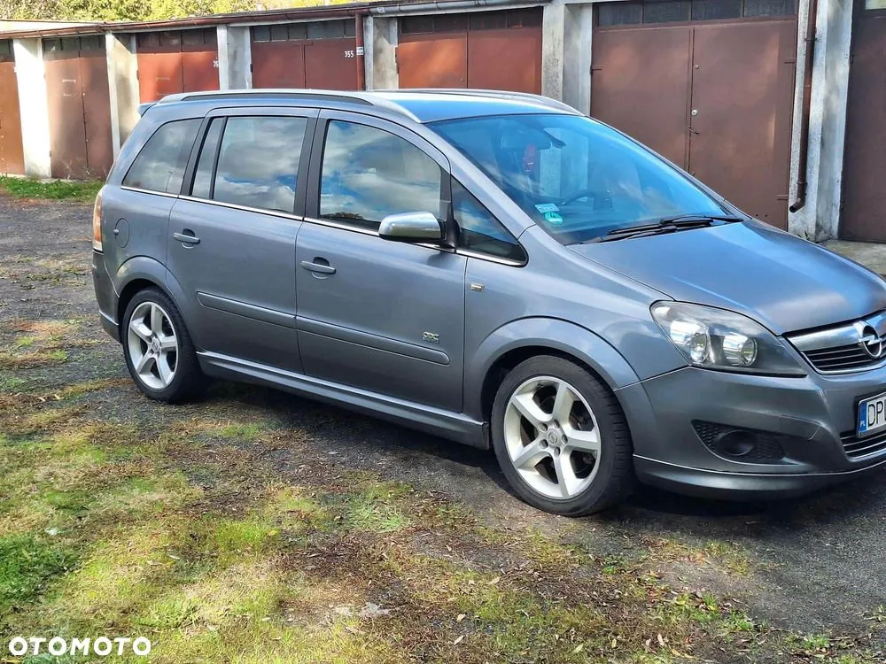 Opel Zafira 2006 photo 2