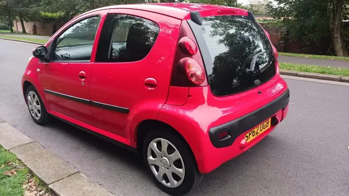 Peugeot 107 2012 photo 5