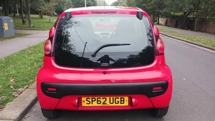 Peugeot 107 2012 photo 4
