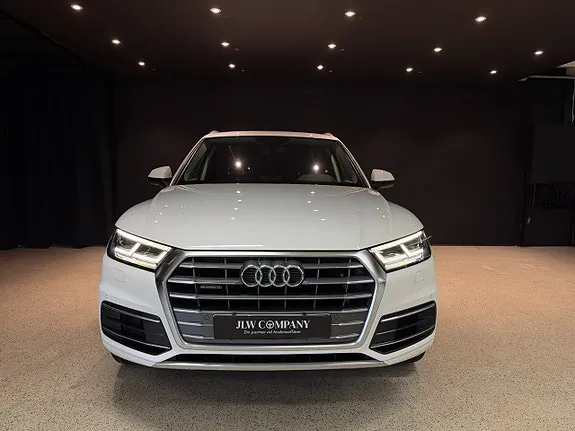 Audi Q5 2018 photo 2